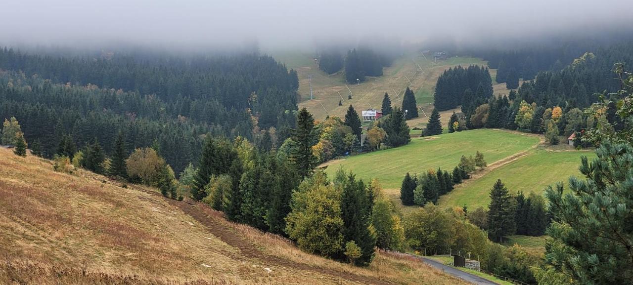 Vyhledy Bez Hranic By Mountain Ways Apartman Loučná pod Klínovcem Kültér fotó