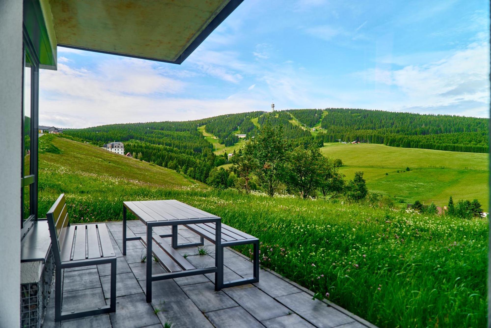 Vyhledy Bez Hranic By Mountain Ways Apartman Loučná pod Klínovcem Kültér fotó